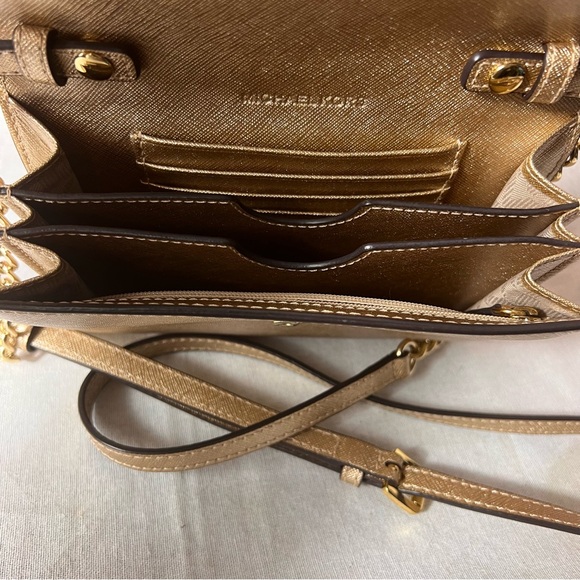 Michael Kors Jet Set Travel Shimmer Gold Crossbody Bag, Saffiano Leather 💋🤩 - Picture 11 of 16